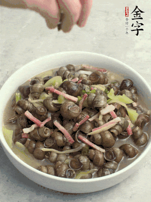 出锅，撒点葱花。